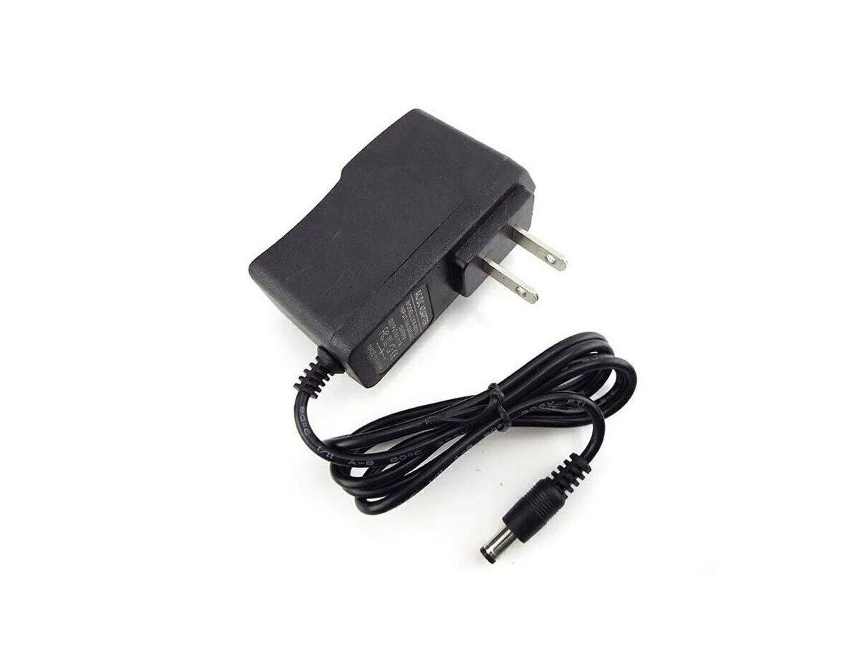 LEI  MV12-Y120100-C5 12V- 1A On-Off Anahtarlı Adaptör